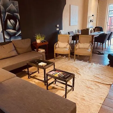 Spacious Duplex With Terrace In The Middle Of The Center Апартаменты