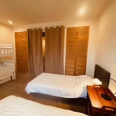 Spacious Duplex With Terrace In The Middle Of The Center شقة خنت